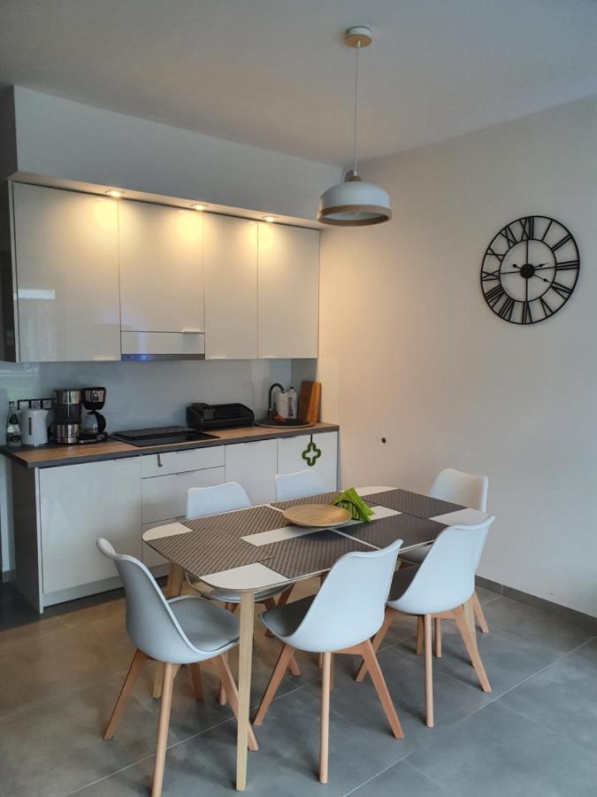 פוביירובו Aprum Apartments 10C מראה חיצוני תמונה